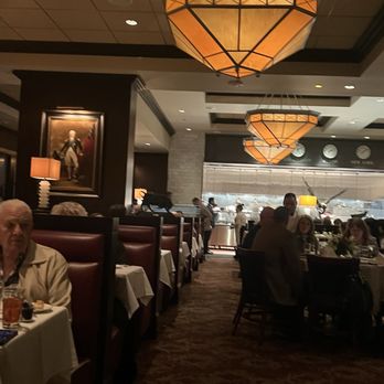 The Capital Grille - Seating - Steakhouses Near Me - Dallas, Texas