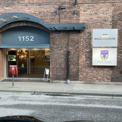 Pacific Coastal College of Massage Therapy - Exterior