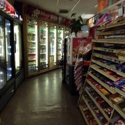 Dave's Liquor Store