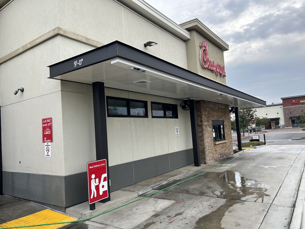 Slide of El Lay Construction