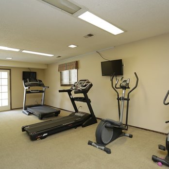 La Casa Grande Apartments - Fitness Center - Apartments Near Me - Topeka, Kansas La Casa Grande Apartments - Fitness Center - Apartments Near Me - Topeka, Kansas