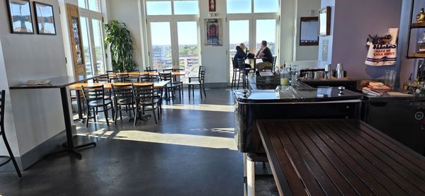 Pour Taproom: Charleston by null