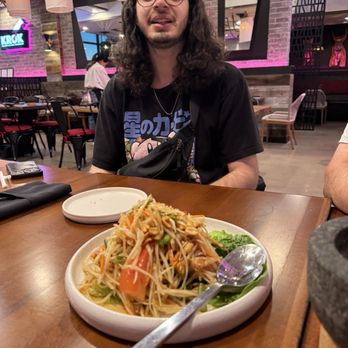 Krok - Crunchy papaya salad - Thai Near Me - Las Vegas, Nevada Krok - Crunchy papaya salad - Thai Near Me - Las Vegas, Nevada