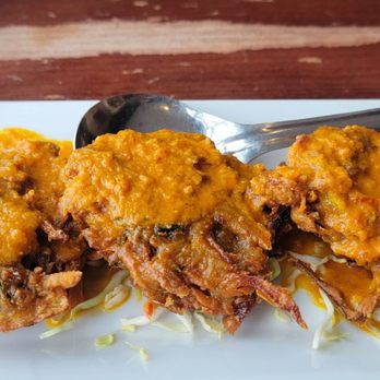 Coriander - Very light spice in these Pakora Masala, amazing flavor and perfect amount of crunch to them! - Indian Near Me - Denver, Colorado Coriander - Very light spice in these Pakora Masala, amazing flavor and perfect amount of crunch to them! - Indian Near Me - Denver, Colorado