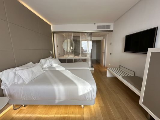 Hotel NH Collection Madrid Eurobuilding by null