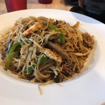 Veggie Village - Singapore noodles my favorite - Vegetarian Near Me - Phoenix, Arizona Veggie Village - Singapore noodles my favorite - Vegetarian Near Me - Phoenix, Arizona