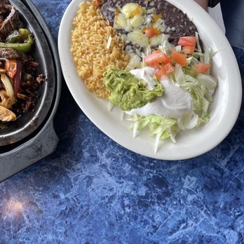 El Sabor Mexicano - Sides for fajita - Mexican Near Me - Williamsburg, Virginia