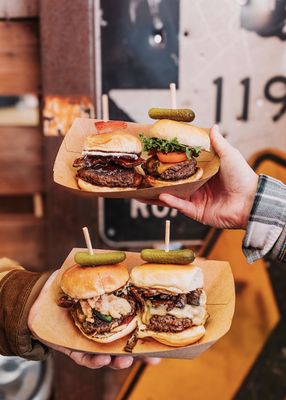 Easy Slider - East Side Ave. by null