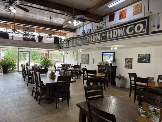 Balance Rock Eatery & Pub by null