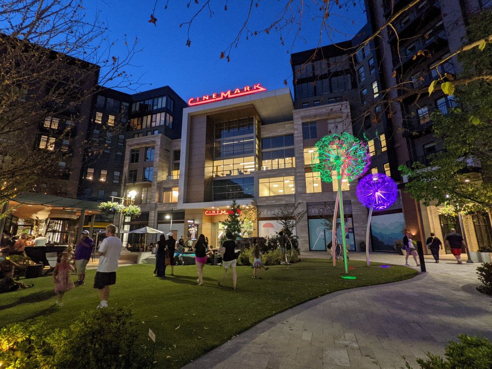 Cinemark Totem Lake and XD, Kirkland Roadtrippers