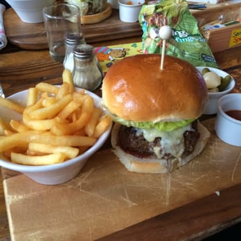 The Steam Crane  - Burger fries and pickles - Pubs Near Me - Bristol, BST