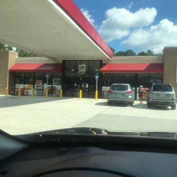 Gate Food Post - cars parked in front of the store - Convenience Stores Near Me - Jacksonville, Florida Gate Food Post - cars parked in front of the store - Convenience Stores Near Me - Jacksonville, Florida