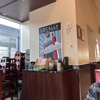 Silver Diner - Signage - Diners Near Me - Alexandria, Virginia