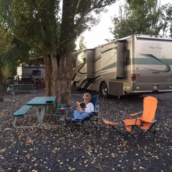 Tingley Lake - Relaxing at Tingley Lake