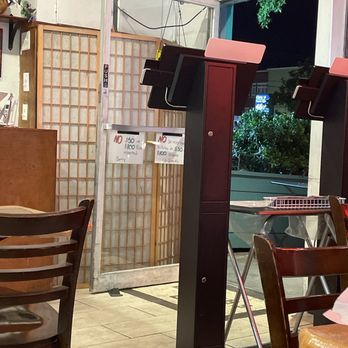 Taqueria La Familia - wide open door - Mexican Near Me - Berkeley, California Taqueria La Familia - wide open door - Mexican Near Me - Berkeley, California