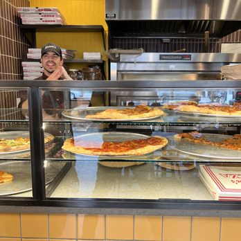 Norm's Pizza - Pizza Near Me - Brooklyn, New York