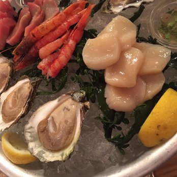 Scheepskameel - Fresh seafood platter - Modern European Near Me - Amsterdam, New Hampshire