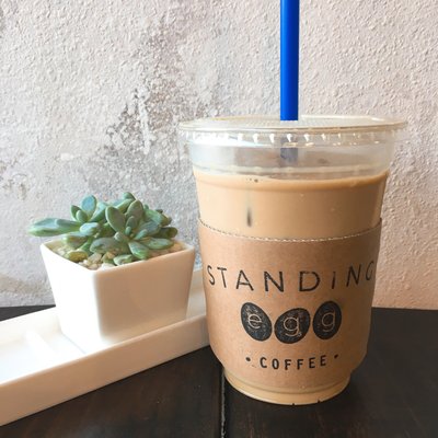 Standing Egg by null