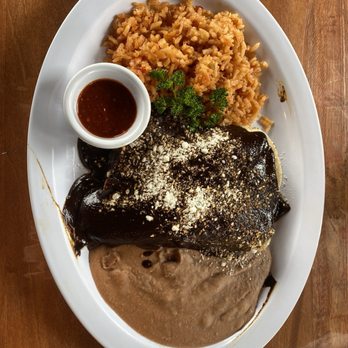LA Oaxaca Restaurant - Enchiladas de Mole - Mexican Near Me - Los Angeles, California LA Oaxaca Restaurant - Enchiladas de Mole - Mexican Near Me - Los Angeles, California