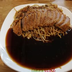 Zenthai - Gebratene Nudeln mit Ente und pikanter Soße