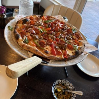 Floza Craft Pizza - Pizza Near Me - Palm Beach Gardens, Florida Floza Craft Pizza - Pizza Near Me - Palm Beach Gardens, Florida