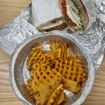 Bagel Pub - Union St Panini with Waffle Fries - Bagels Near Me - New York, New York Bagel Pub - Union St Panini with Waffle Fries - Bagels Near Me - New York, New York