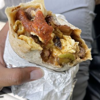 Mama's Egg House - Egg and steak burrito with salsa verde - Breakfast & Brunch Near Me - Idyllwild, California