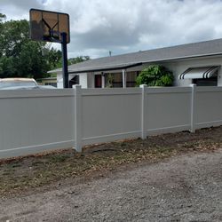 CPR Fencing - 4' white vinyl