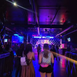 Backstage Bar & Billiards - The scene