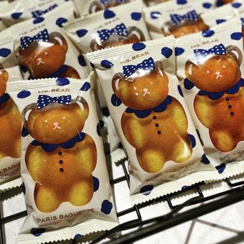 Paris Baguette - Bear shaped Madeleines - Bakeries Near Me - Glenview, Illinois