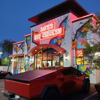 Dave's Hot Chicken - Chicken Shop Near Me - Las Vegas, Nevada