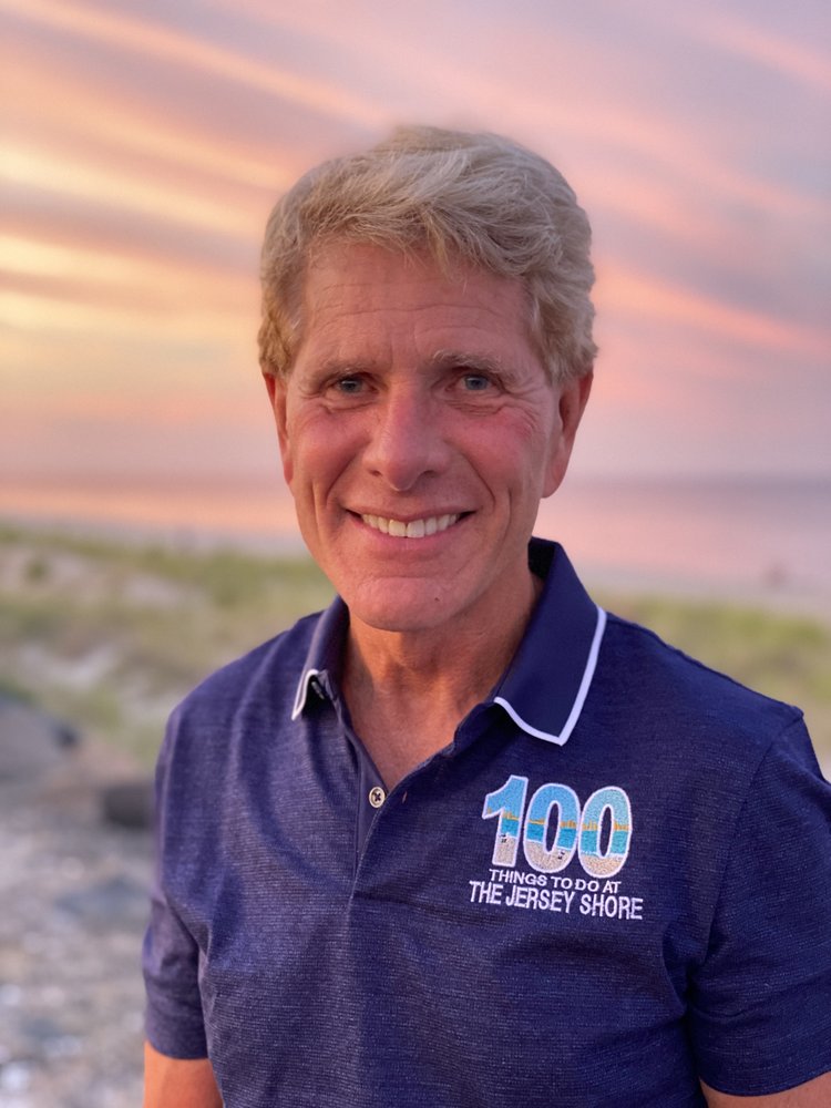 SKYLINE MEDIA Updated July 2024 15 Photos 1720 Smith Ave