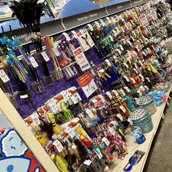PetSmart - Kitty Toys - Pet Groomers Near Me - Torrance, California