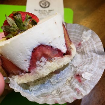 Berkeley Bowl West - Bought 5 mini cakes, 1 was moldy - Cafes Near Me - Berkeley, California