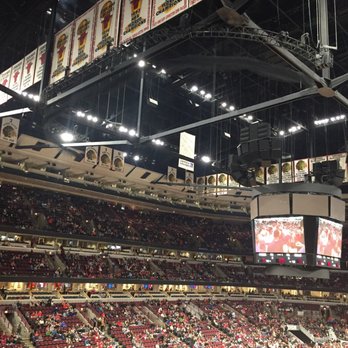 United Center - Stadiums & Arenas Near Me - Chicago, Illinois