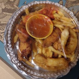 Sampler chicken fingers, mozzarella sticks, fries, onion rings,and wings so good.