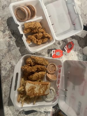 Raising Cane's Chicken Fingers by null