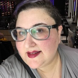 Cremesheen lipstick in Hang Up. Cremesheen lipstick in Hang Up.