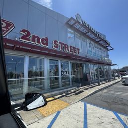 ★2 nd Street★ Long Beach, California Opening | 2nd Street