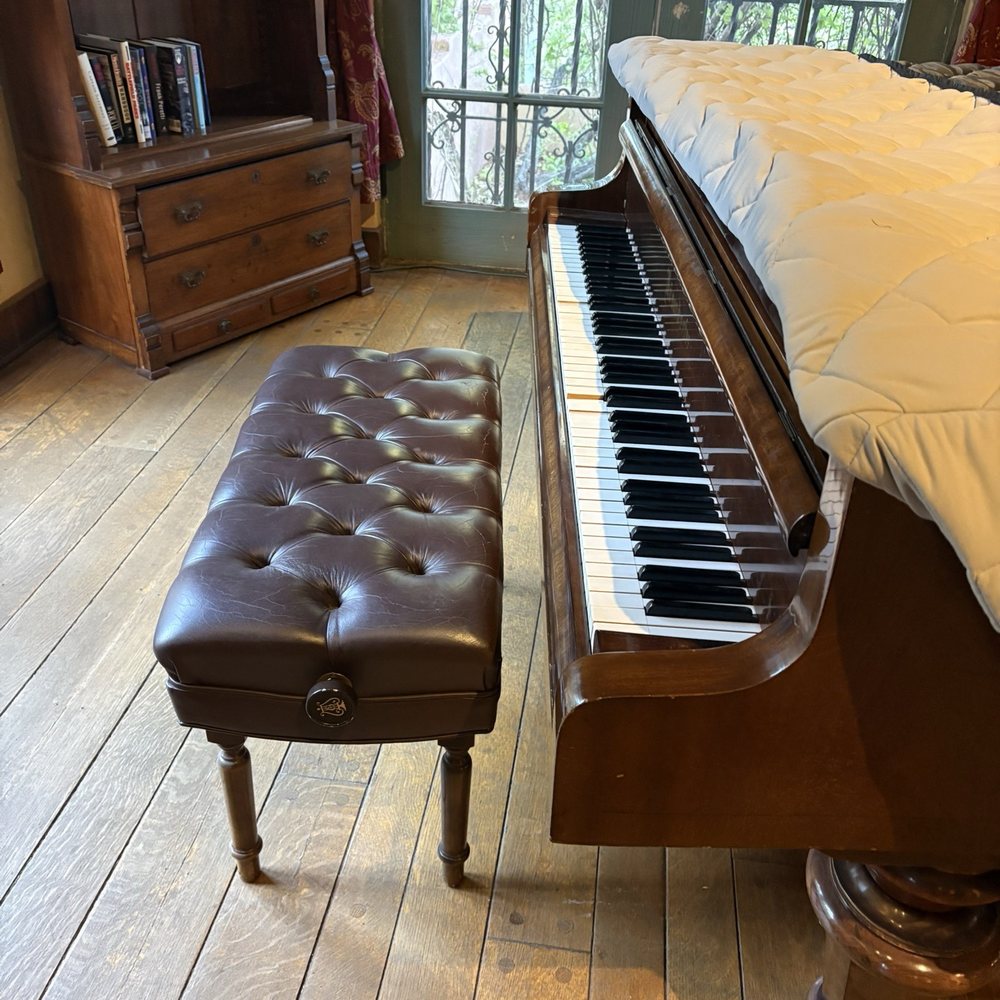 La Posada Hotel - Player piano in the "ballroom" actually played and was fantastic. - Hotels Near Me - Winslow, Arizona La Posada Hotel - Player piano in the "ballroom" actually played and was fantastic. - Hotels Near Me - Winslow, Arizona