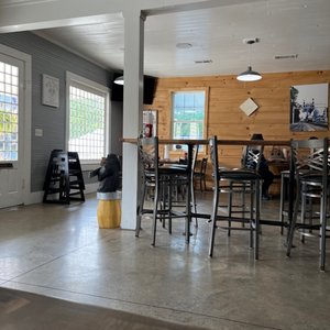 RED WOLFE GRILL - 13 Photos & 15 Reviews - 320 Wolfe St, Cohutta