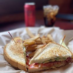 Farrar's Bistro - BLT with avocado