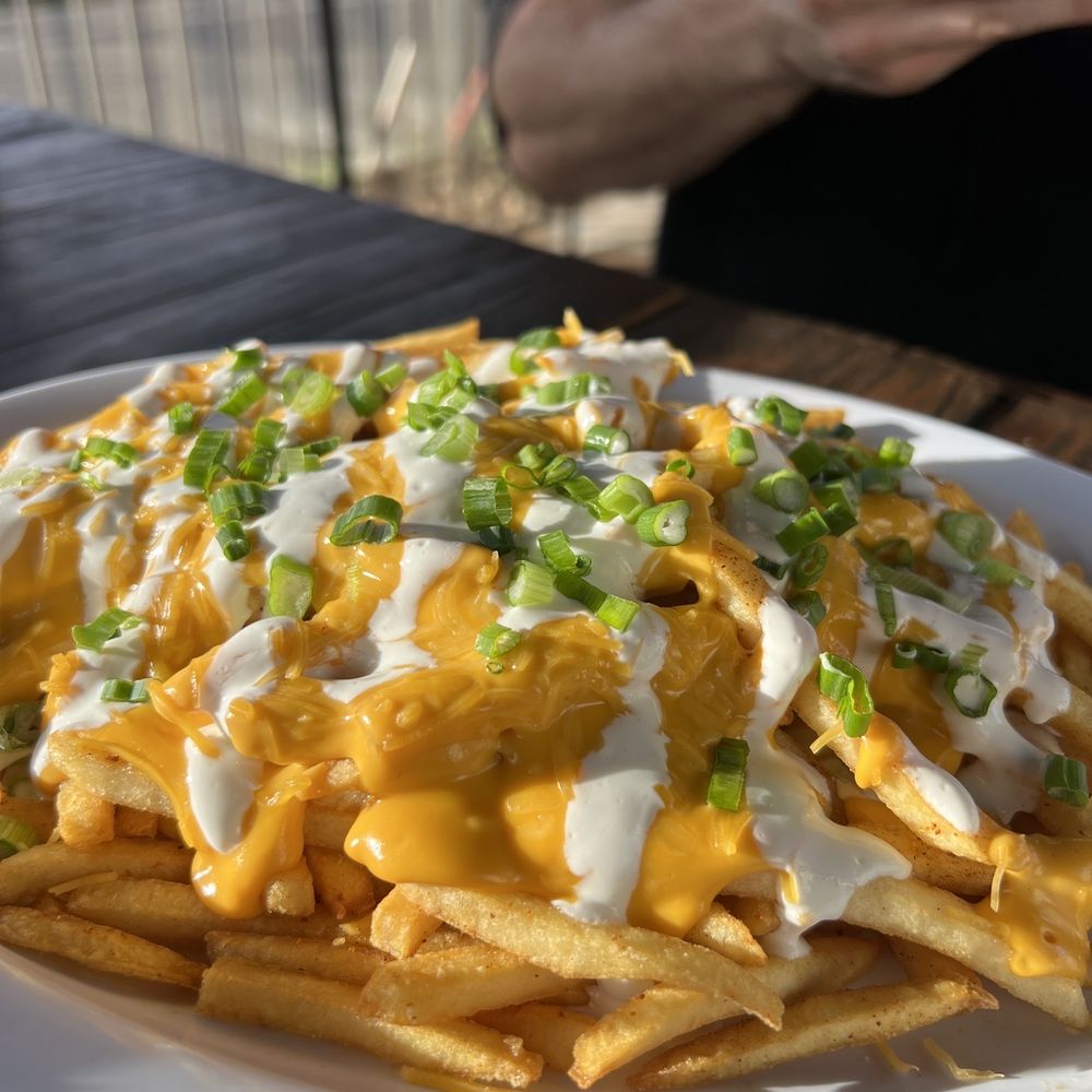 Kinder's Meats Deli BBQ - Loaded fries - Barbeque Near Me - Chico, California