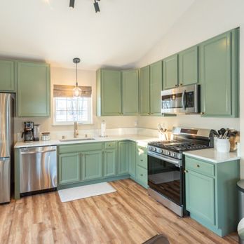 Quarter 54 - One of the kitchens - Vacation Rentals Near Me - Palmer, Alaska
