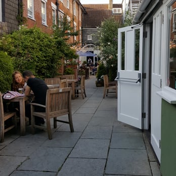 The Bull Hotel - Hotels Near Me - Bridport, DOR