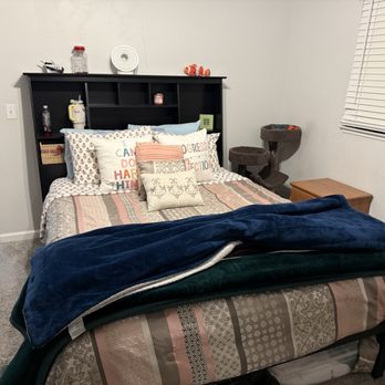 Blue Rose Cleaning Services - Master bedroom cleaned and tidied. - Home Cleaning Near Me Blue Rose Cleaning Services - Master bedroom cleaned and tidied. - Home Cleaning Near Me