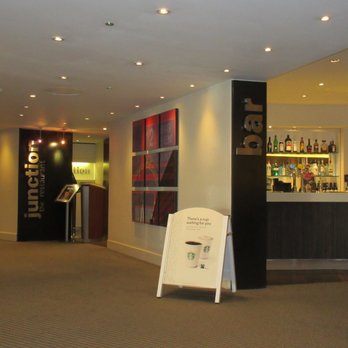 Holiday Inn - Hotels Near Me - London, XGL Holiday Inn - Hotels Near Me - London, XGL