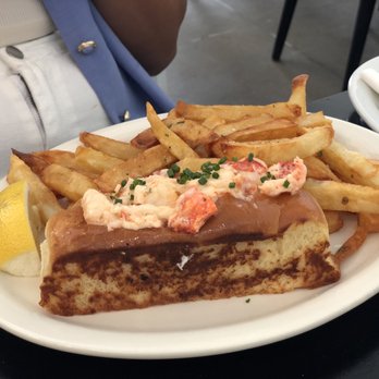 Fishwives - Lobster roll - Seafood Near Me - Pasadena, California Fishwives - Lobster roll - Seafood Near Me - Pasadena, California