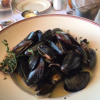 Le Diplomate - Brasseries Near Me - Washington, DC, District of Columbia Le Diplomate - Brasseries Near Me - Washington, DC, District of Columbia