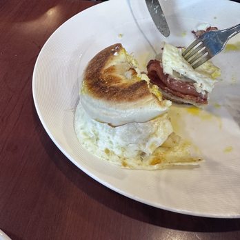 Darren's Cafe - Egg sandwich - Vietnamese Near Me - San Francisco, California